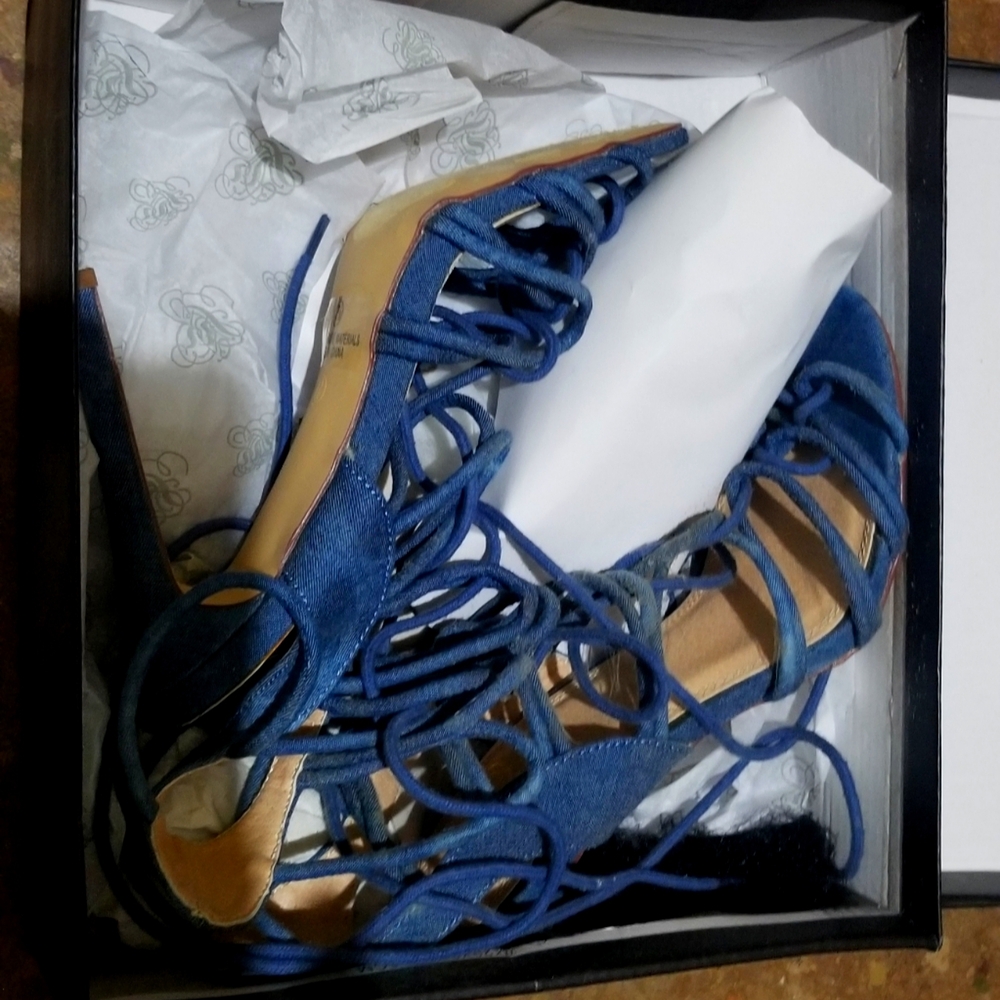 blue denim strappy heels new in box womens 7.5